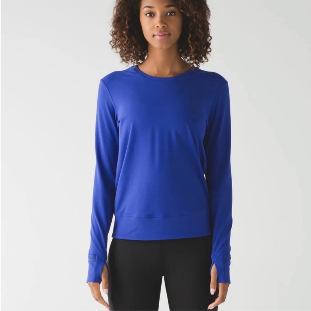 BLUE LULULEMON LONG SLEEVE TOP